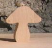 Figurine champignon en bois miniature nature