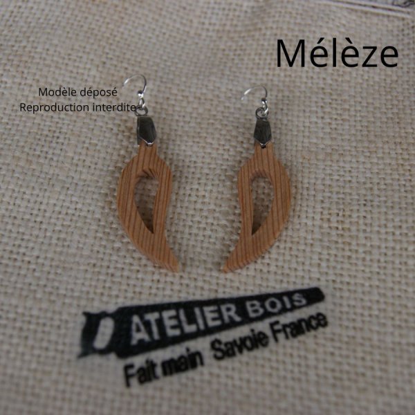 boucle d'oreille feuille en bois  bijoux &eacute;thique en bois, bijou nature cir&eacute;, fait main