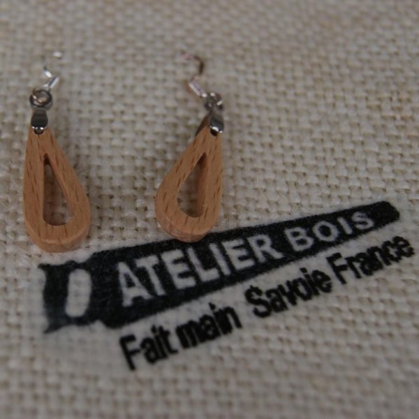 boucles d'oreilles goutelettes en bois de hetre massif bijoux &eacute;thique en bois, bijou nature cir&eacute;, fait main