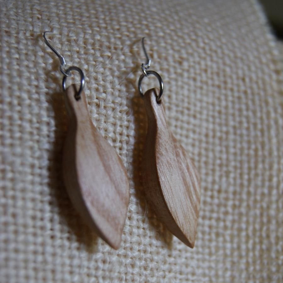 boucles d'oreilles bijoux bois fabrication artisanale frêne