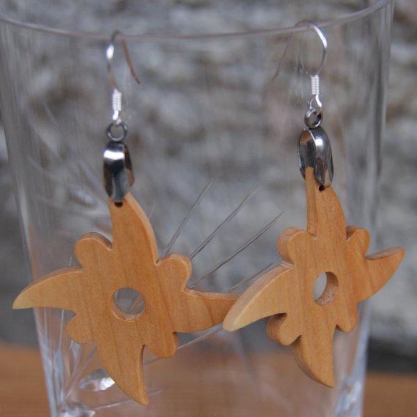 boucles d'oreilles bois de merisier cir&eacute;, fait main