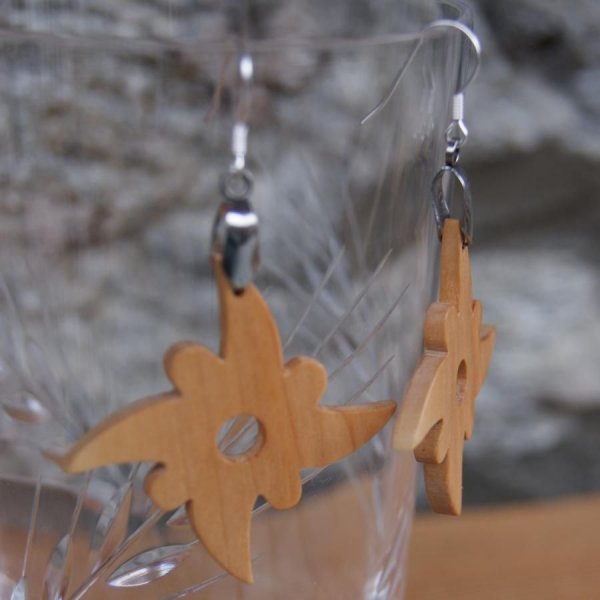 boucles d'oreilles bois de merisier cir&eacute;, fait main