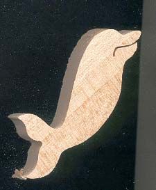 Figurine miniature dauphin 2.5 x 2.7 cm en bois loisirs créatifs, fait main