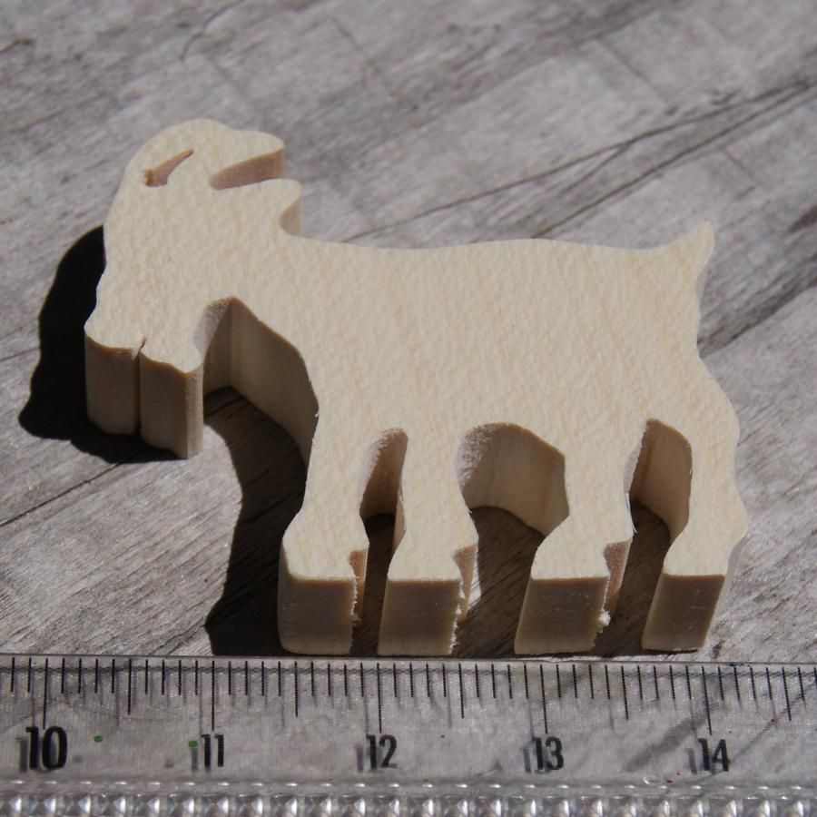 Figurine miniature chèvre en bois à décorer