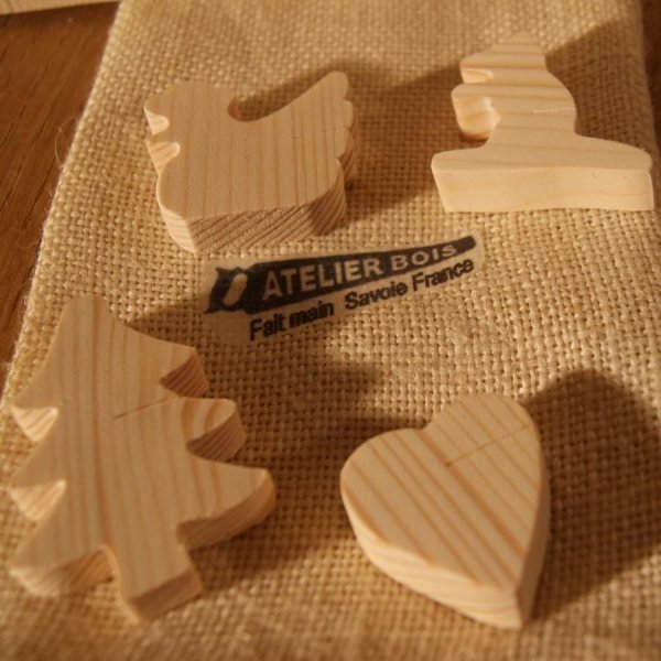 Marque place coeur en bois d'épicéa massif, réutilisable, à décorer, par 10, porte nom mariage