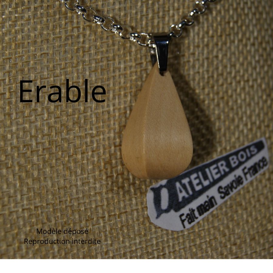 pendentif gouttelette en 3D en bois ciré, bijou éthique fait main