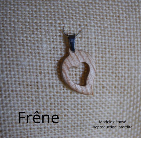 pendentif noce de bois  bijoux bois et nature coeur d&eacute;coup&eacute;, fait main, id&eacute;e cadeau saint valentin, noces de bois