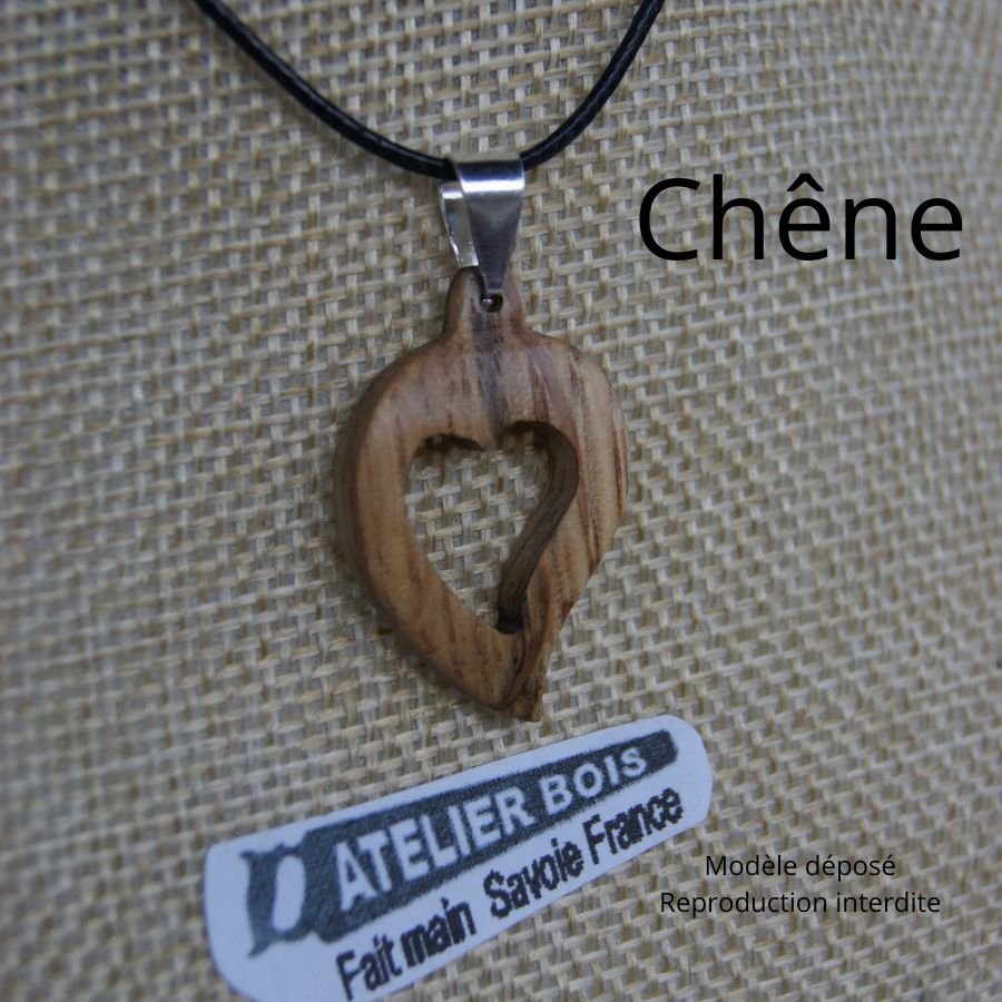 pendentif noce de bois  bijoux bois et nature coeur découpé, fait main, idée cadeau saint valentin, noces de bois